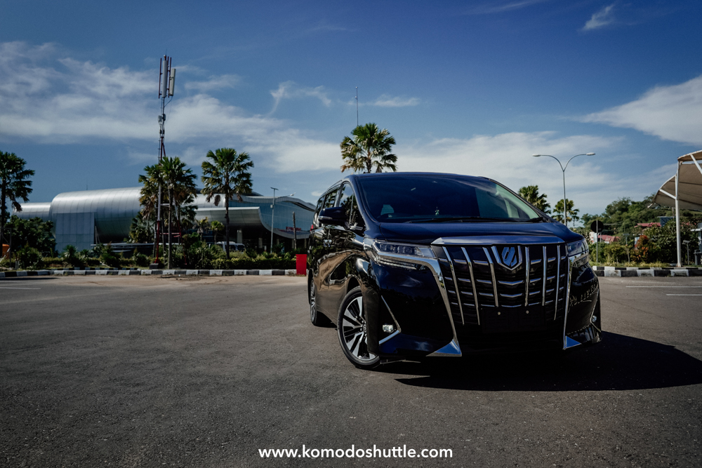 Read more about the article Rental Alphard Labuan Bajo