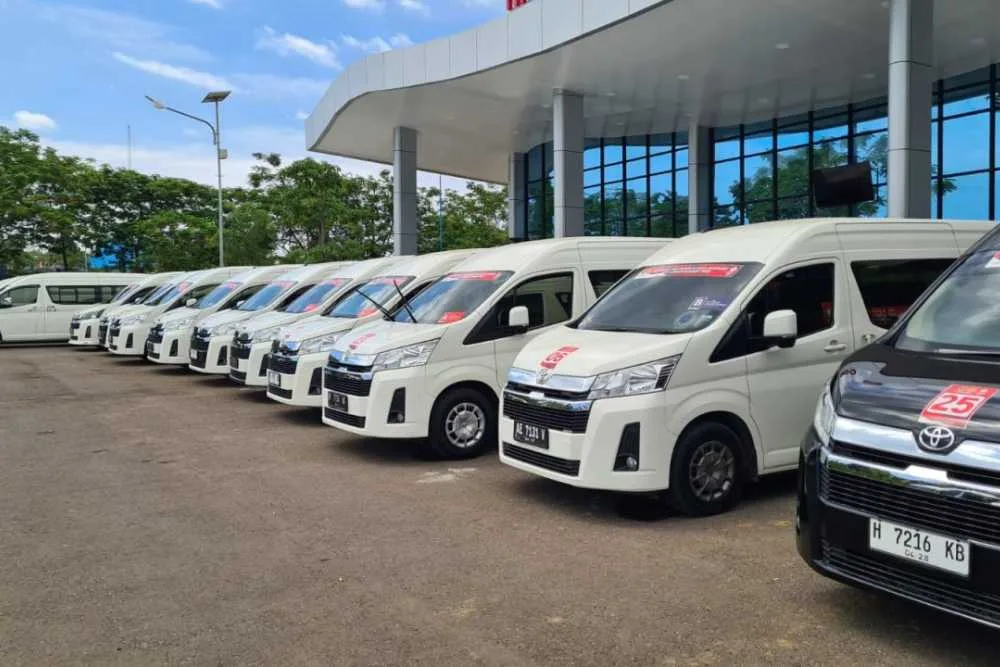 Sewa Mobil Labuan Bajo