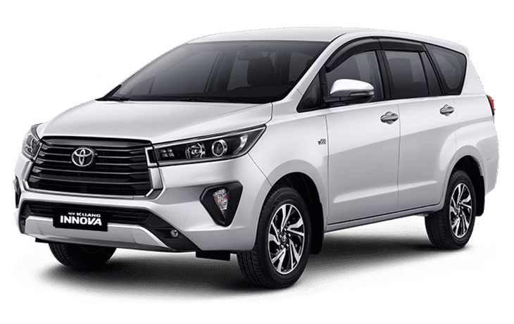 Sewa Innova Reborn Labuan Bajo